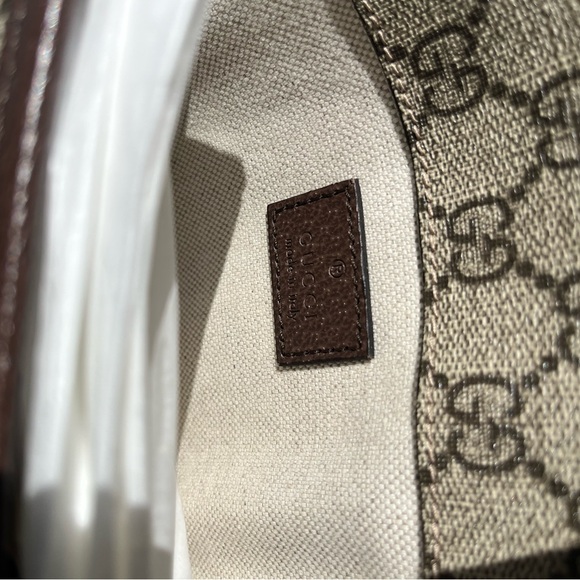 Gucci GG Supreme Vintage Belt Bag - Picture 13 of 14